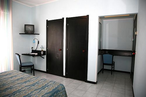 Hotel Del Cavaliere Monteprandone Ngoại thất bức ảnh